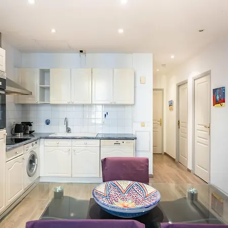 Cozystay 1802 One Bedroom In The Heart Of Apartment Cannes
