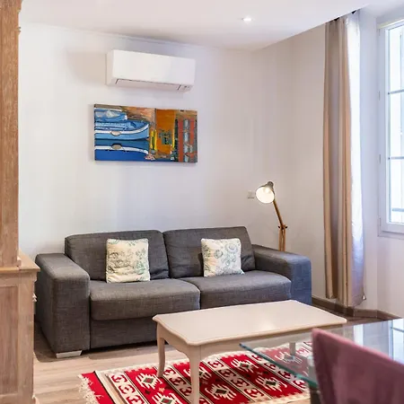 Cozystay 1802 One Bedroom In The Heart Of Apartment *